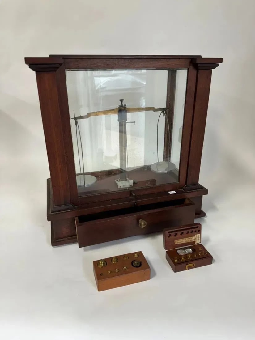 Antique Gold Scale in Wooden Display Case (1 of 5)