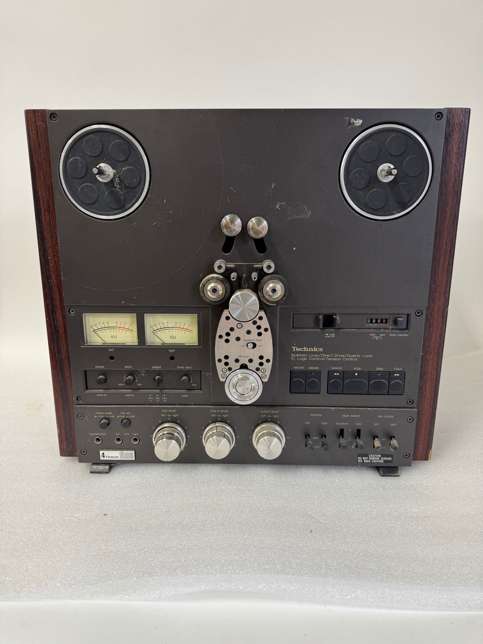 Technics 4 Track Reel to Reel 1506 (1 of 5)