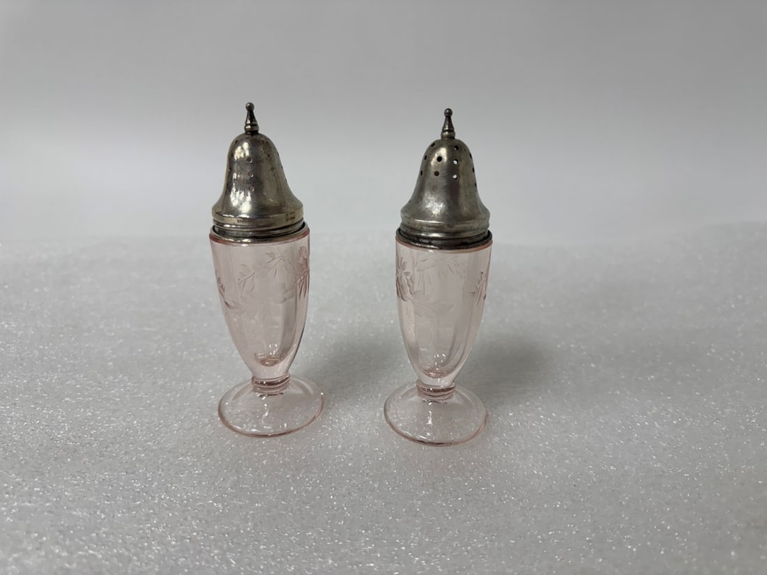 Sterling Topped Salt and Peppers: Depression Glass Salt and Pepper Shakers with sterling silver tops Mkd. Sterling 4 7/8":H