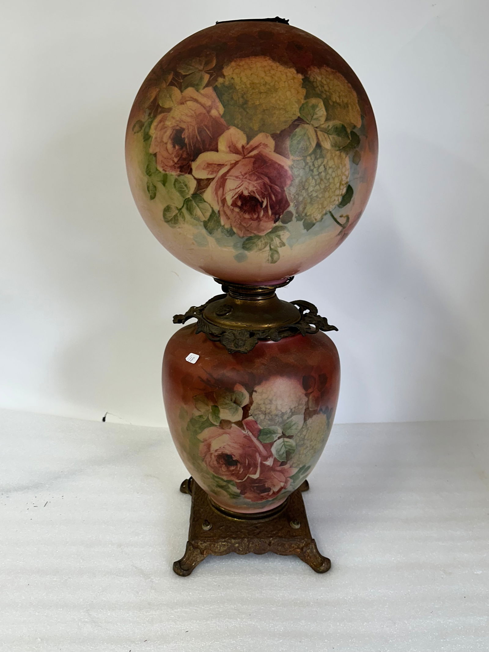 Antique Gone With the Wind Lamp (1 of 5)