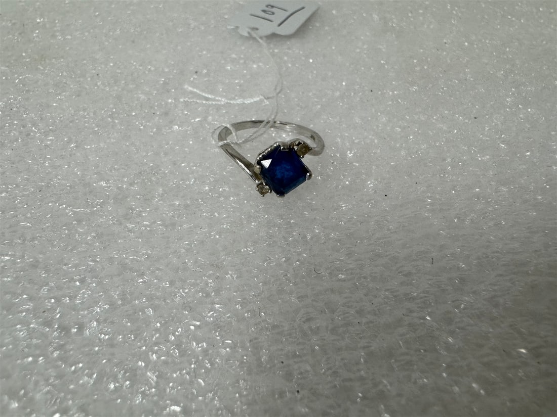 10K Gold Ring w/Sapphire: Ring marked 10K gold with blue faceted stone, probably a sapphire.