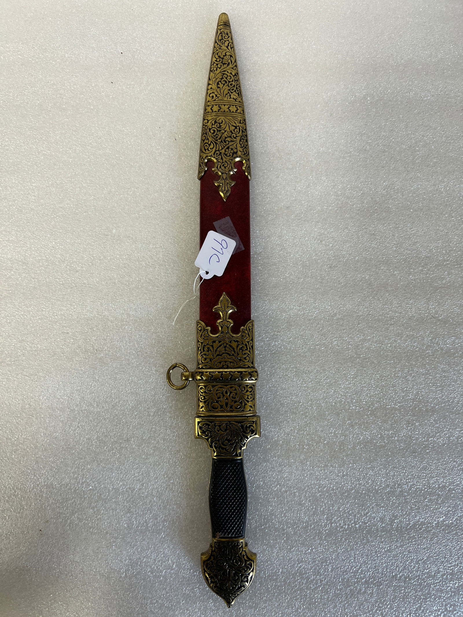 20th C. Showpiece Dagger (1 of 4)