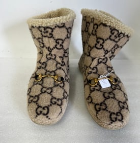 Authentic GG Gucci Horsebit Shearling Wool Short Boots