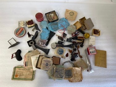 Antique Violin Accessories in Box (100)