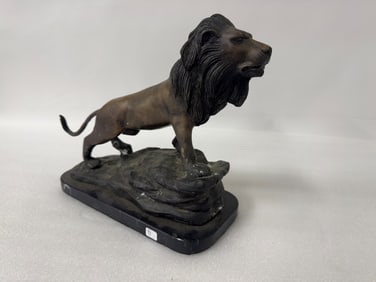 Louis Vidal. Bronze . Lion Figure
