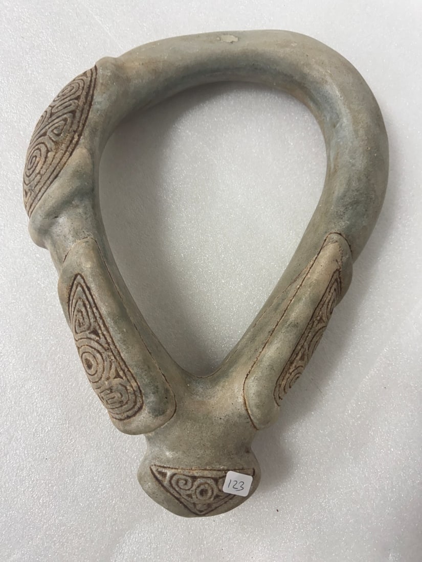 Taino Arawark Stoneware Hoop: 15" x 11: