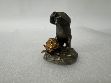 Worcester Figure of a Bear