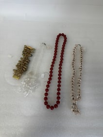 Vintage Lot of Necklaces and Unusual Bracelet (4)