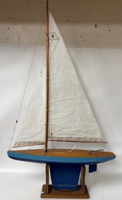 Pond Model Sailing Boat