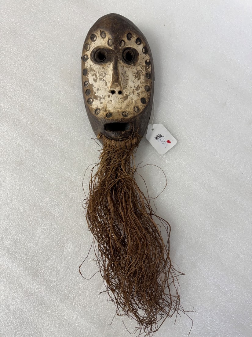 Central Congo Face Mask Lega (1 of 3)
