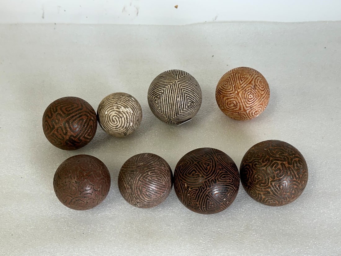 Taino Arawak Carved Stone Ware Balls (8) (1 of 3)