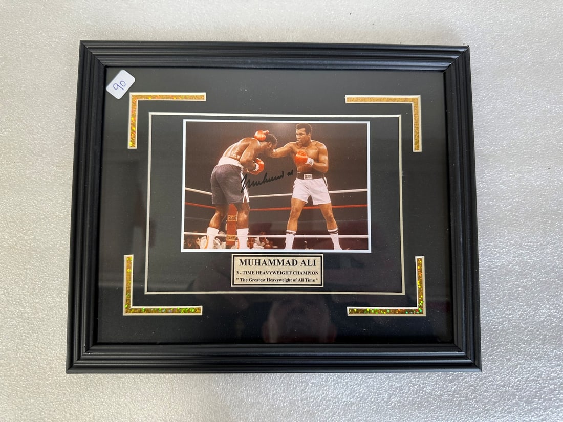 Muhammed Ali Signed Photo W/COA (1 of 3)