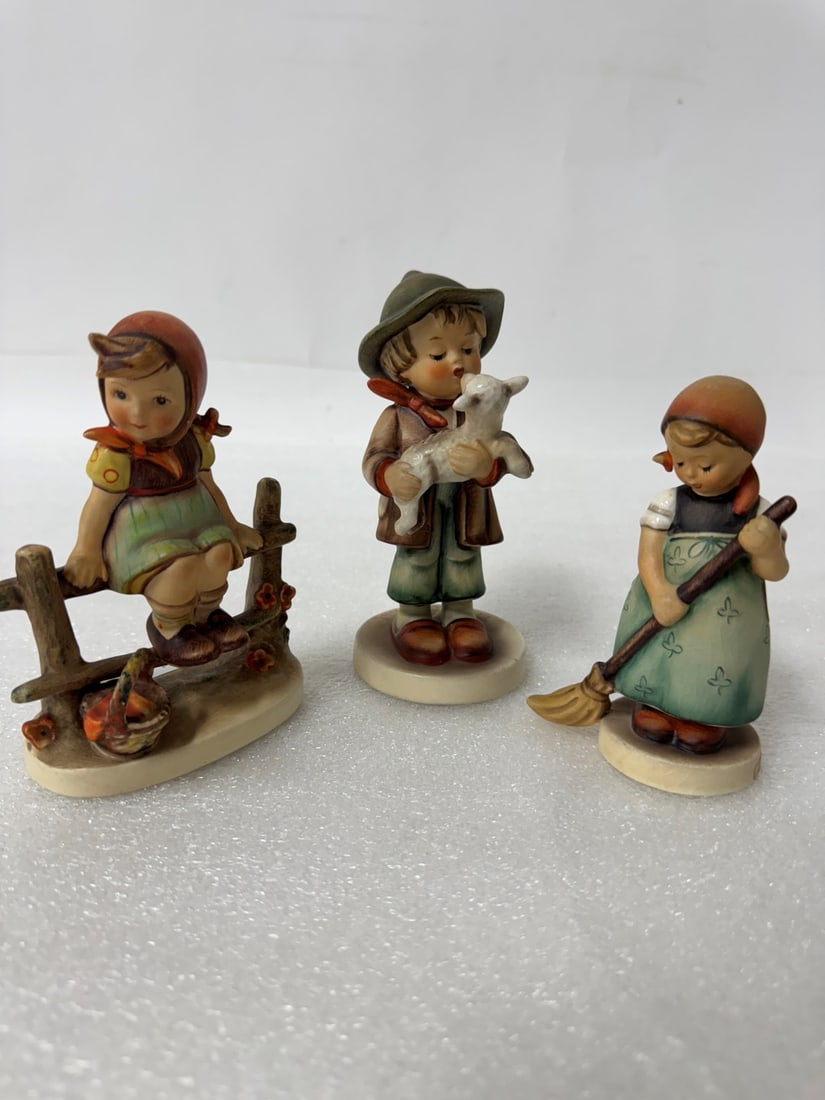 Hummel Figures (3} (1 of 2)
