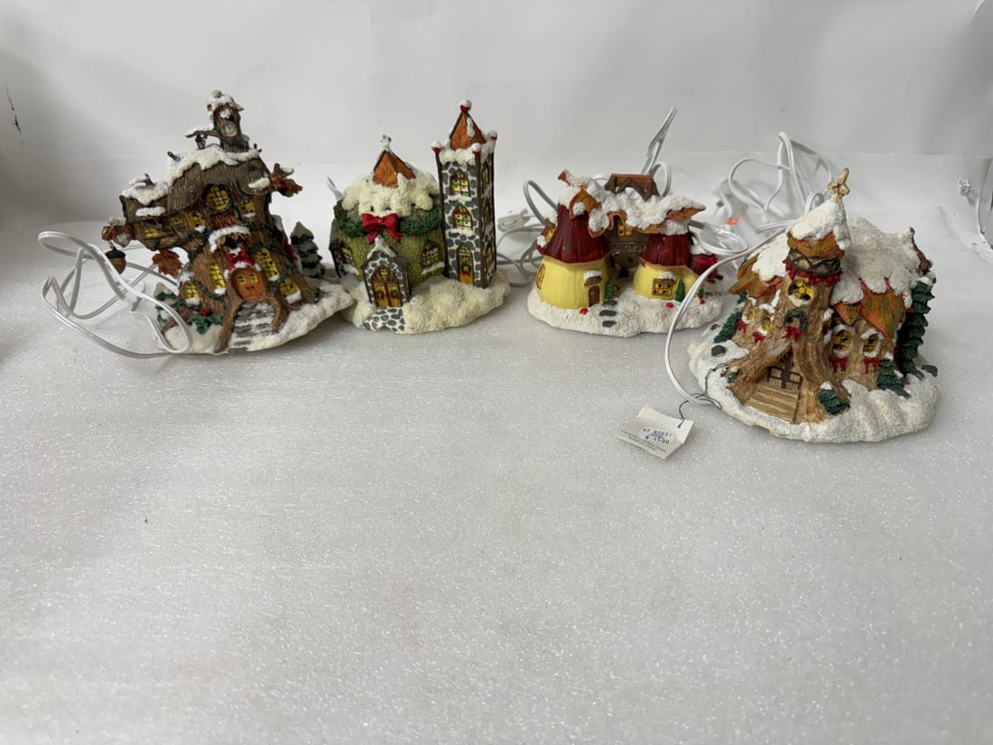 Silvestri Winter Buildings (4): In original boxes. All marked Christmas Tails. Great Oak Town Hall, Mushroom Depot, Canteloupe Cathedral and Chestnut Chapel . All original boxes are 171/2" sqare.