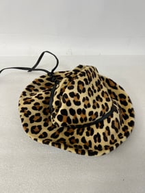 Amrose NY Leopard Hat