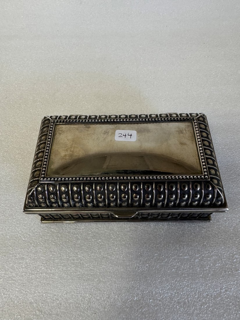 Studio Silversmith Jewel Box: Silverplate 3"H 7"L 4"D