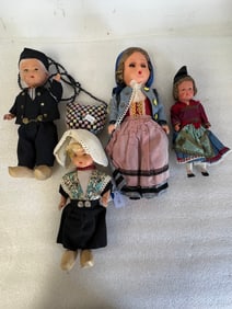 Lot of Collectible Vintage Dolls(5)