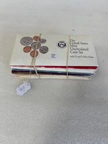 Uncirculated U.S. Coin Sets '77 -85