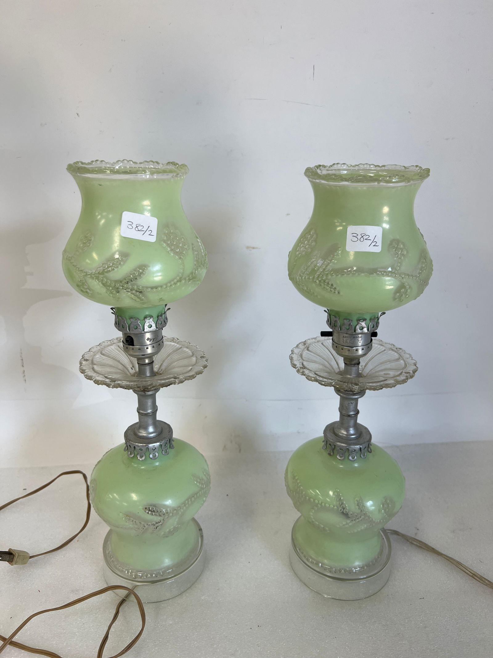 Vintage Glass Lamps (2) (1 of 3)