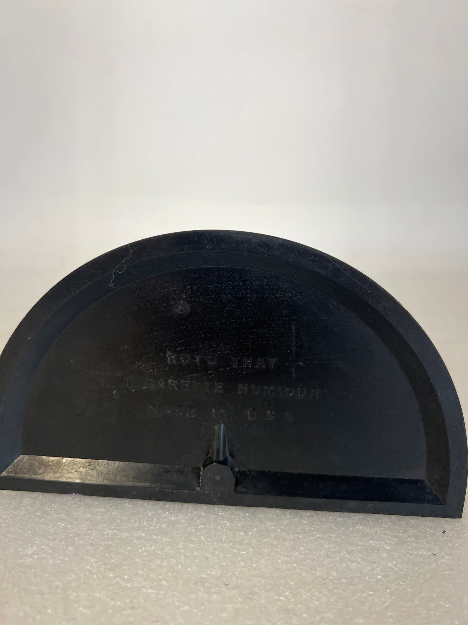 Humidor Black Bakelite: Photograph to be added on Monday 4” by 6”