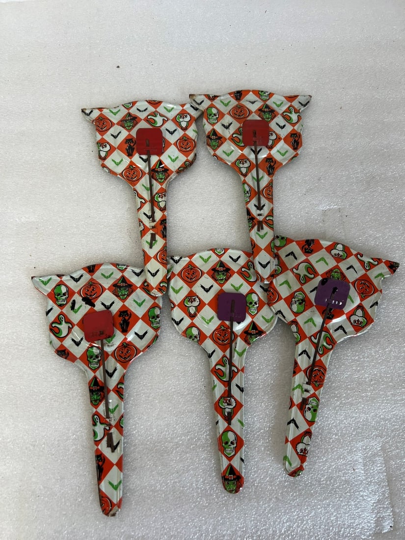Vintage Halloween Noisemakers (5) (1 of 1)