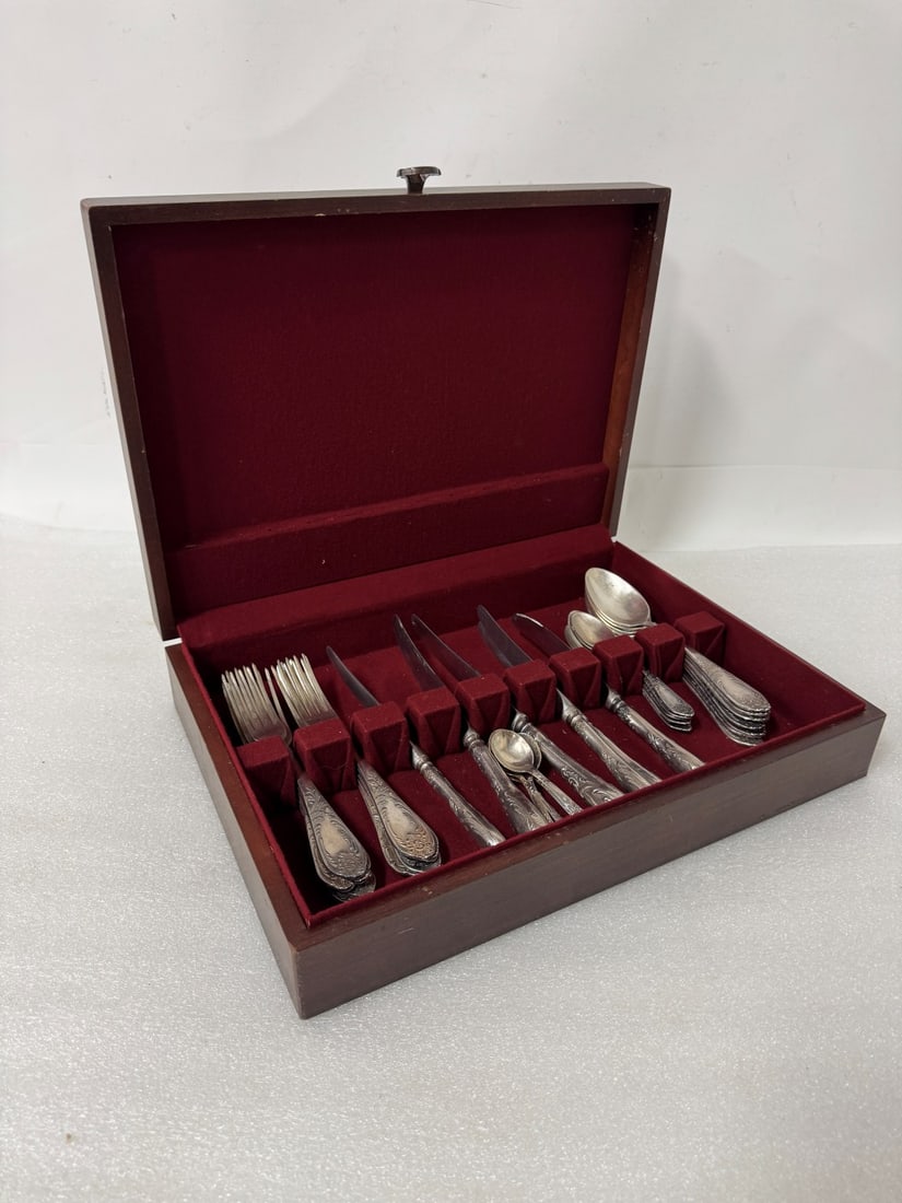Silverplated Flatware Service (1 of 3)