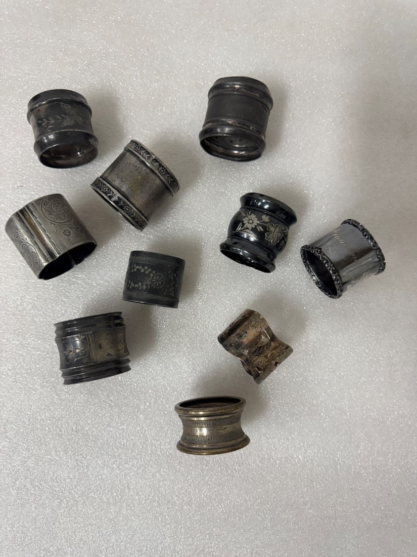 American Victorian Silverplated Napkin Rings (10) (1 of 2)