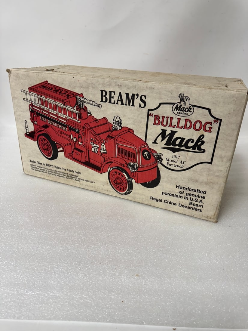 Jim Beam Figural Bourbon Bottle (1 of 1)