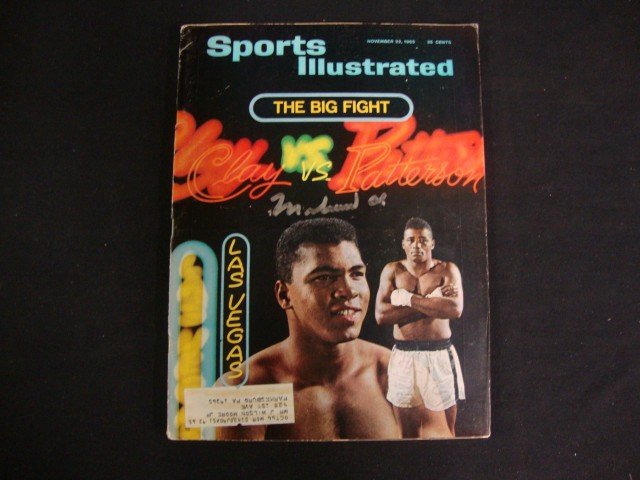 Mohammed Ali Autograph: On a Sports Illustrated Magazine, featuring The Big Fight, Clay vs. Patterson