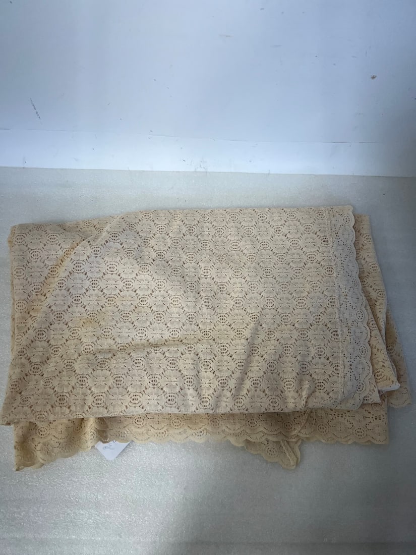 Crochet Table Cloth or Bed Cover (1 of 1)