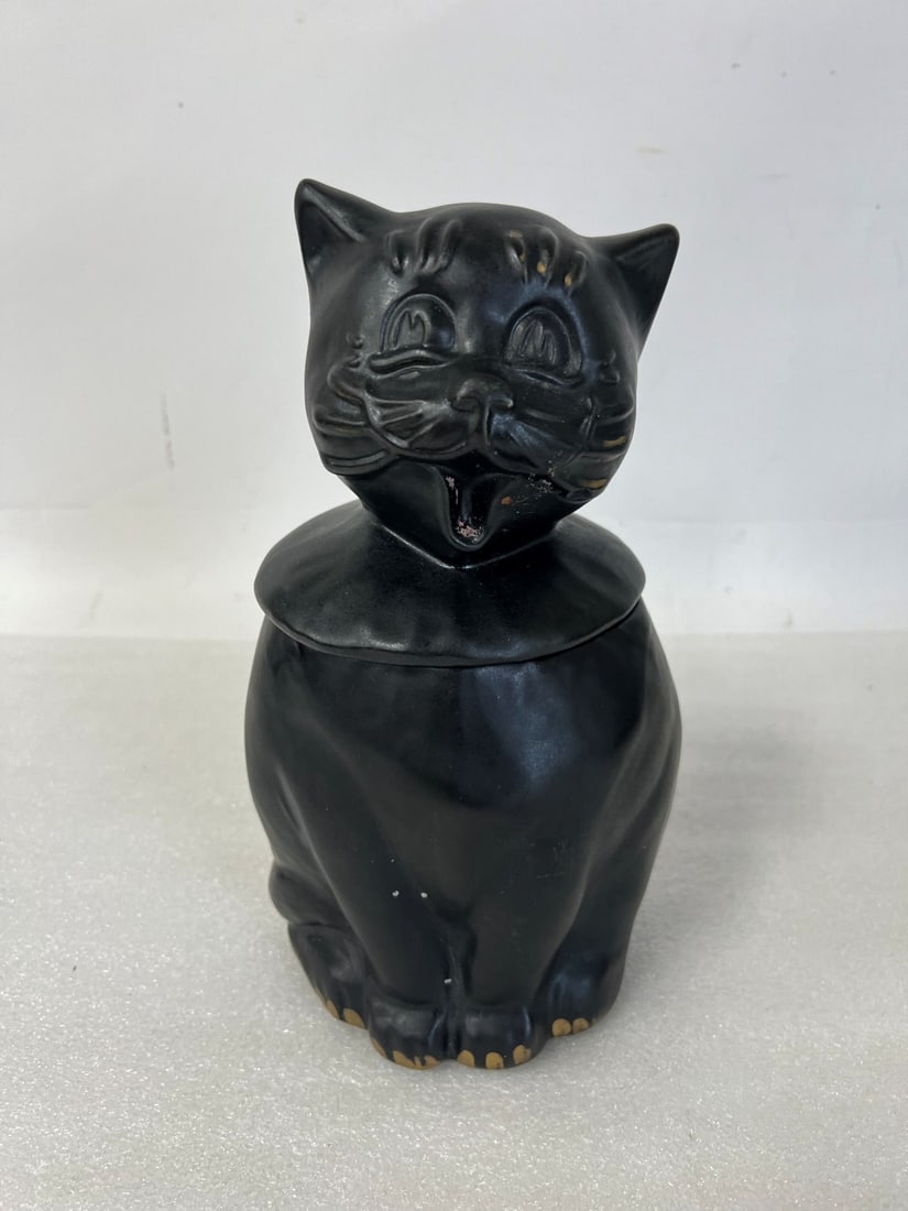 Figural Potttery Cookie Jar Prob McCoy (1 of 3)