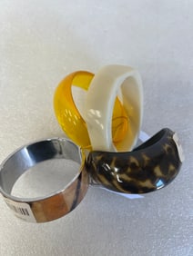 Vintage Bracelets Inc. Bakelite (4)