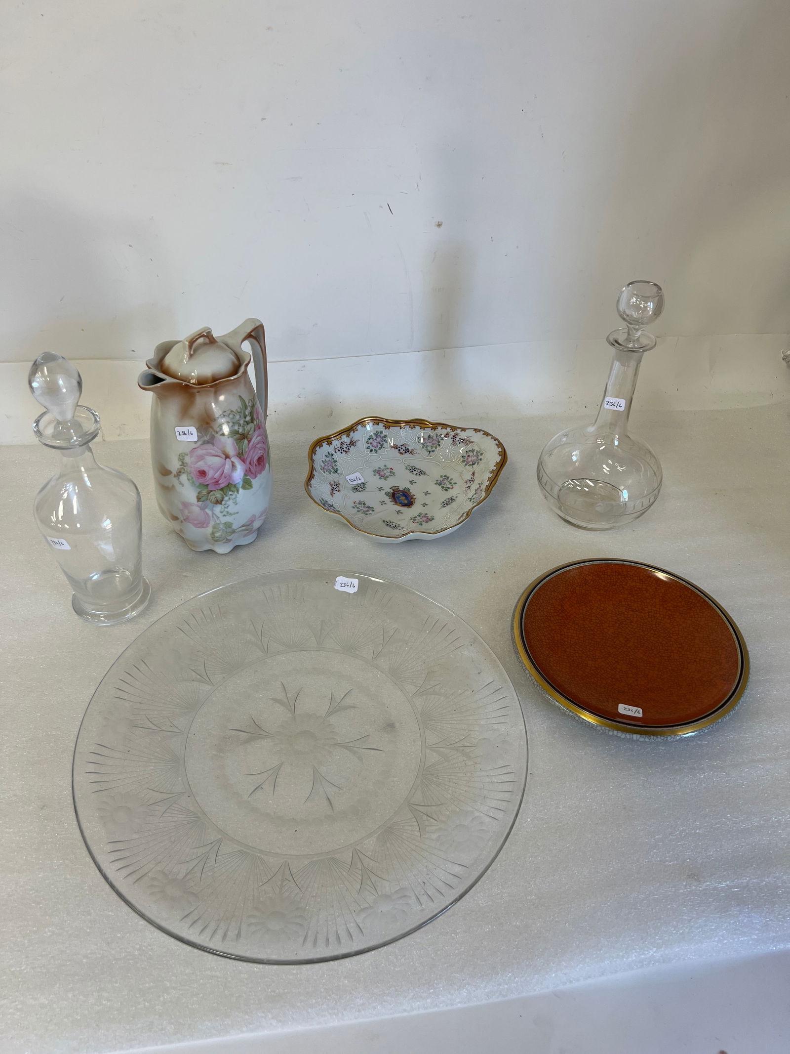 Dealer's Lot of Saleable Antiques.(6) (1 of 3)