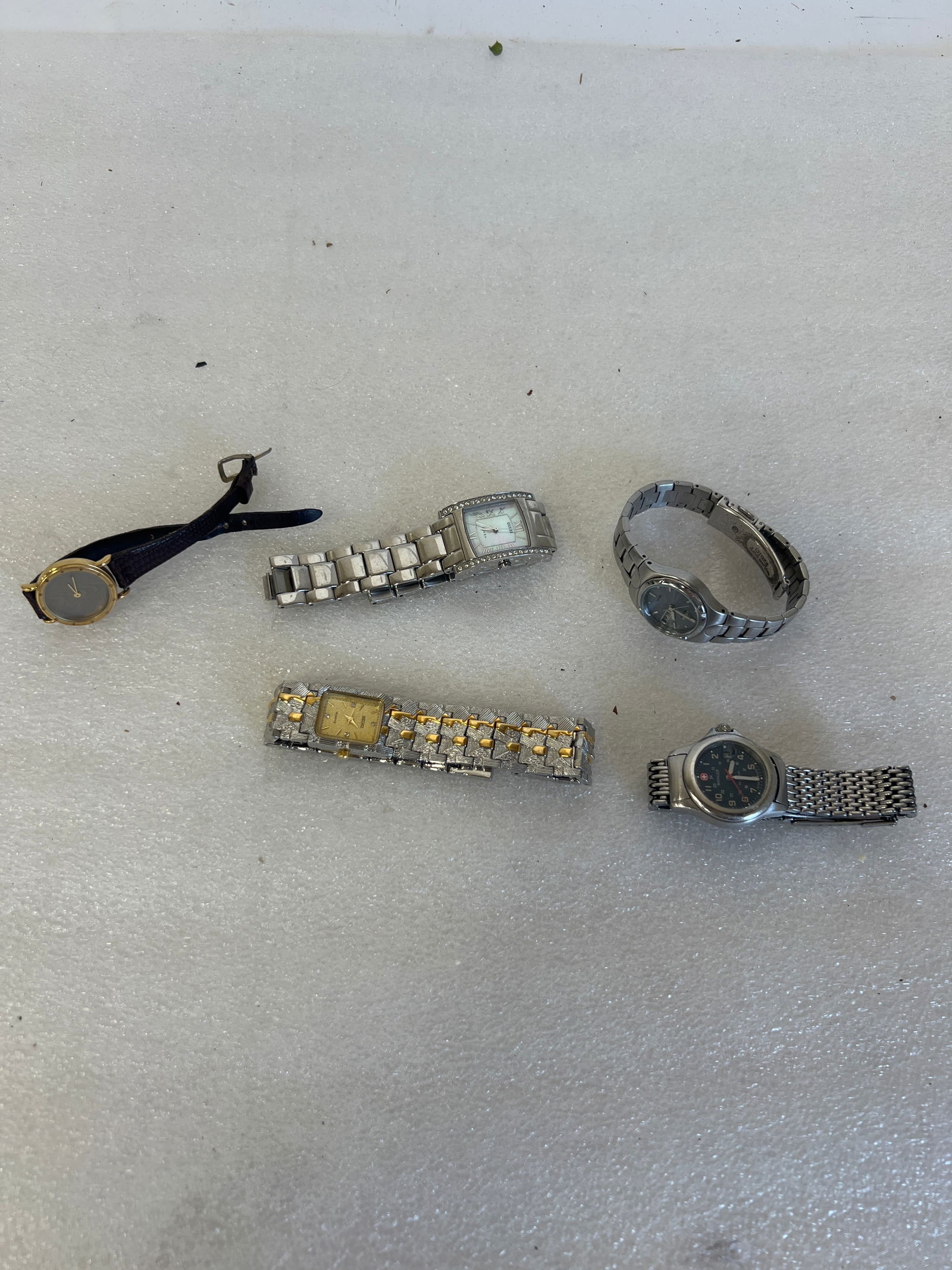 Woman's Watch Lot (5): Guess, Bulova , Seiko and 2 others