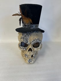 Large Skeleton Head in Top Hat Lamp
