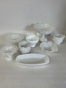 Vintage Milk Glass Lot. (8)