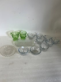 Collectors Lot of Depression Glass (13)