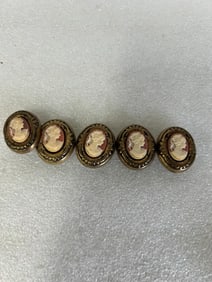 Cameo Button  Covers (5)