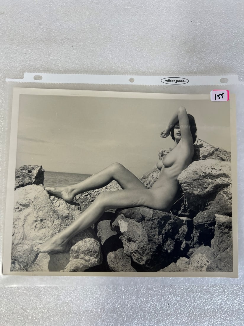 Bunny Yeager Photograph: 8" x 10"