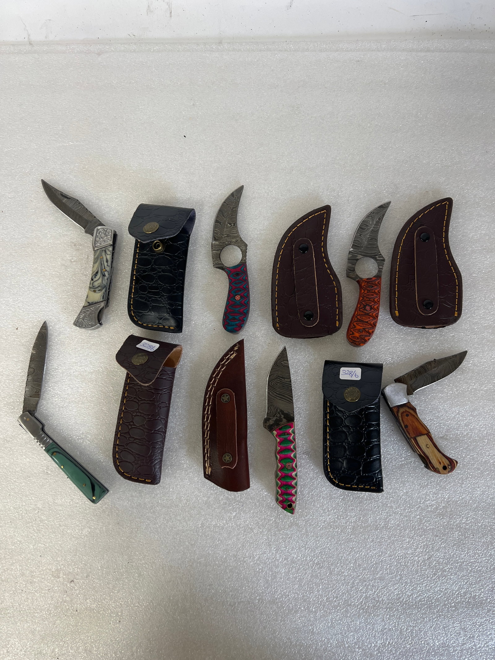 Damascus Steel Knives (6): As Pictured Smallest 4 1/2" Largest 7"