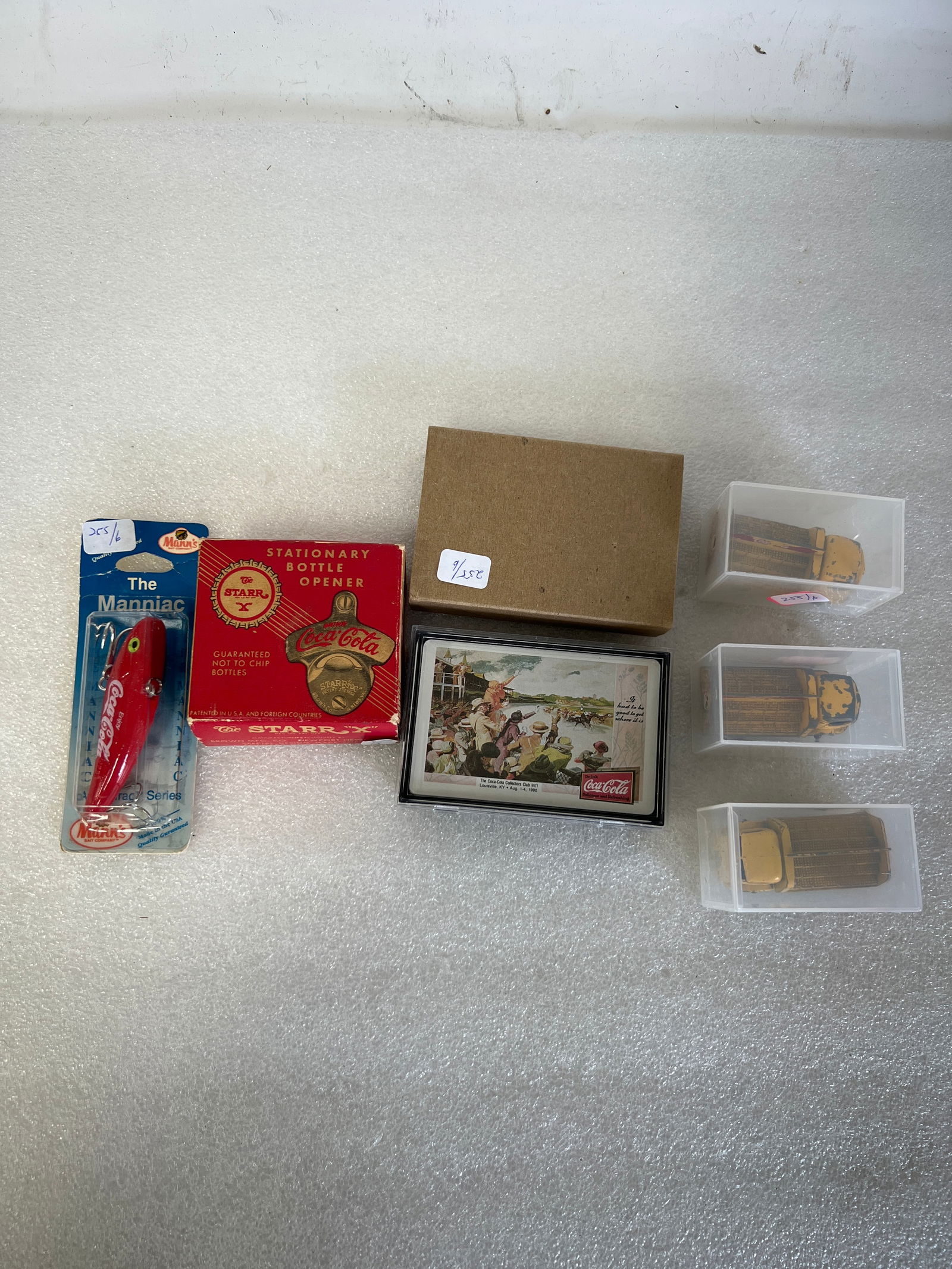 Coca Cola Collectibles  (6) (1 of 3)