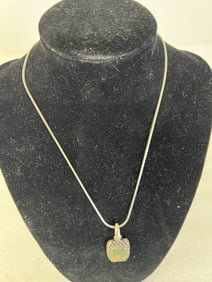 Sterling Silver and Agate Pendant & Chain