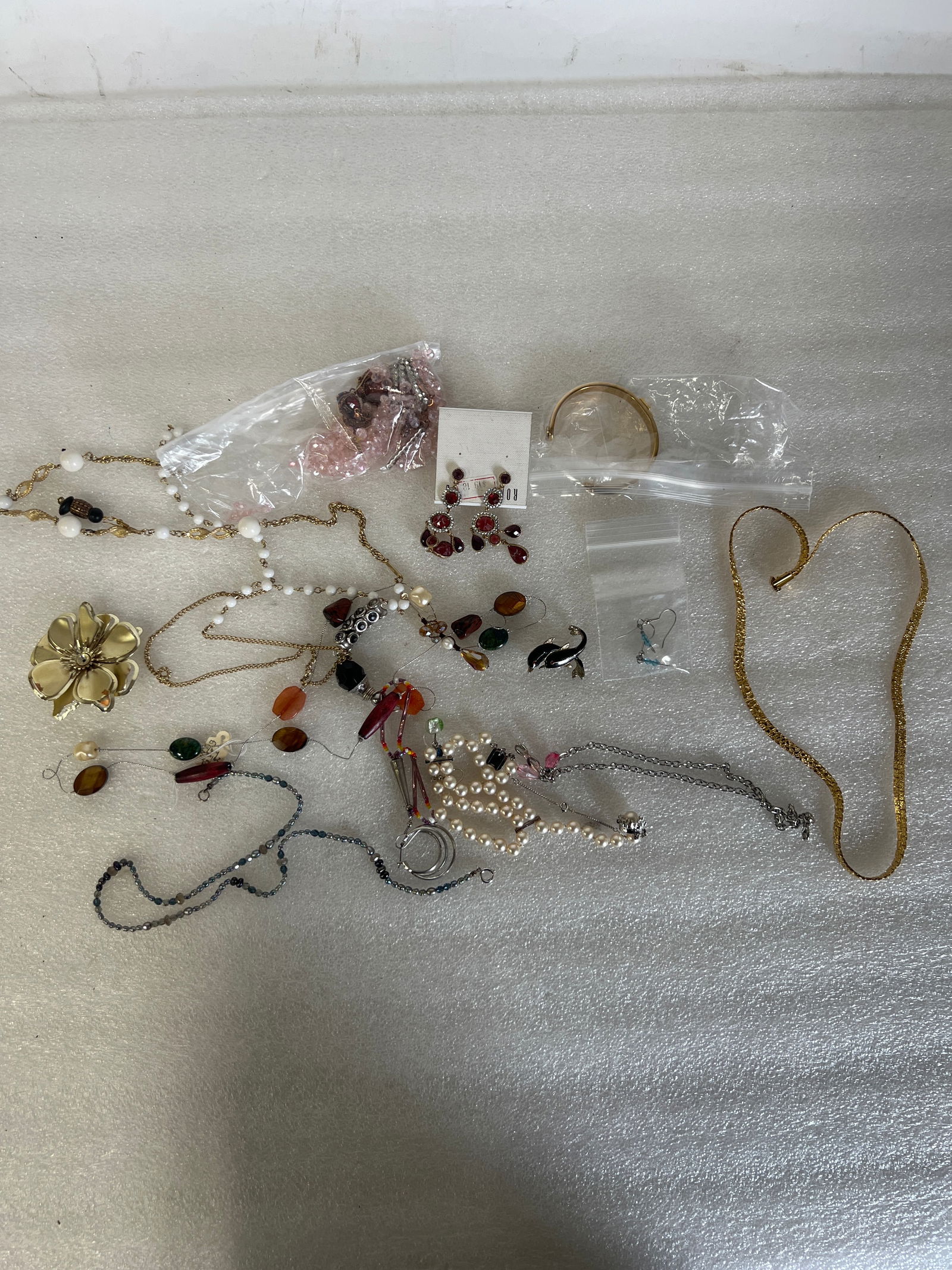 Large Collector of Dealer's Lot Vintage Costume Jewelry (1 of 1)