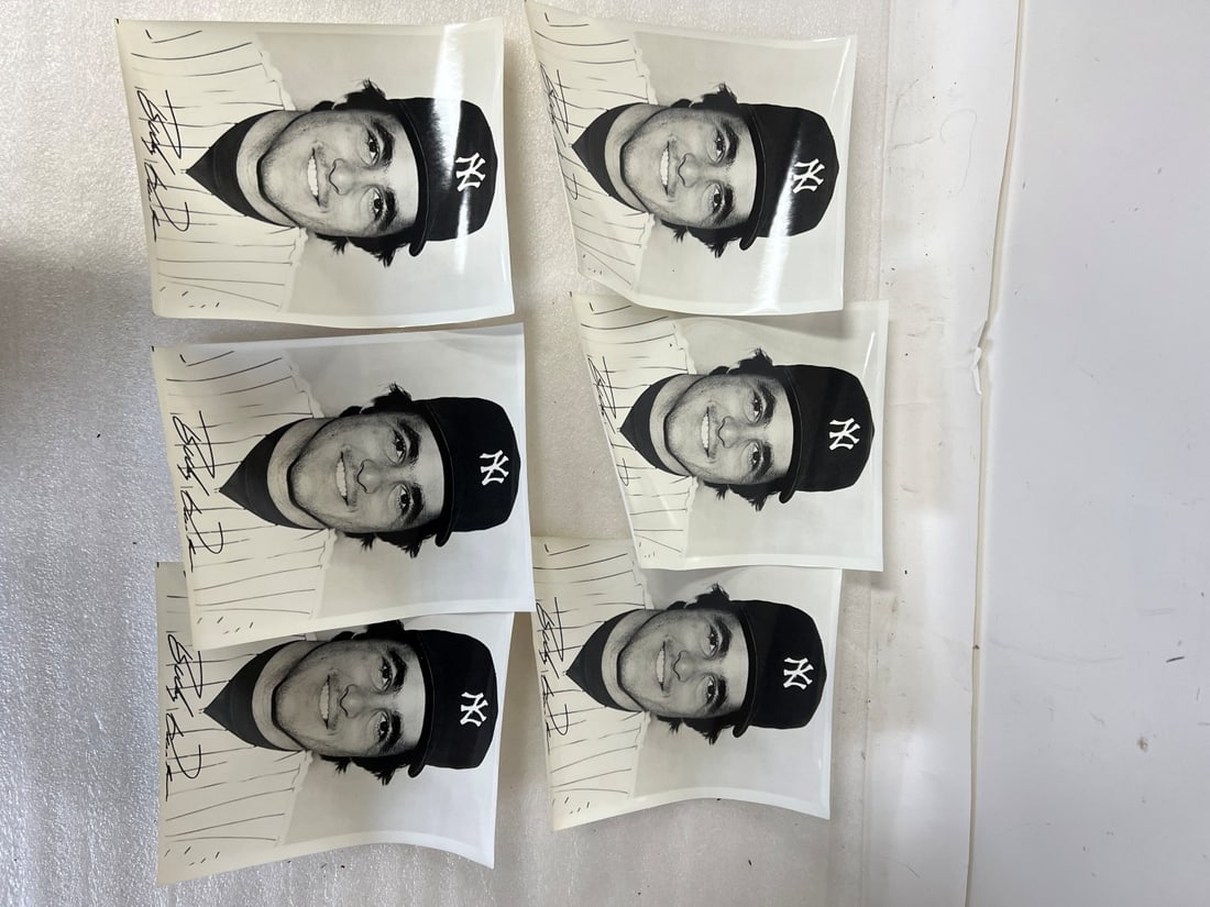 Bucky Dent Autographed Photos (6): All sgd, in ink and alll 8 x 10 six in the lot.