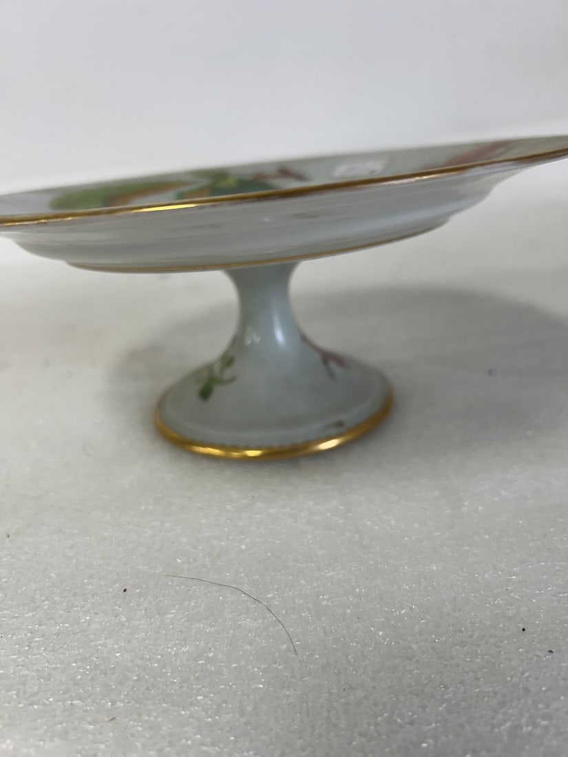 Pedistaled Server - 3