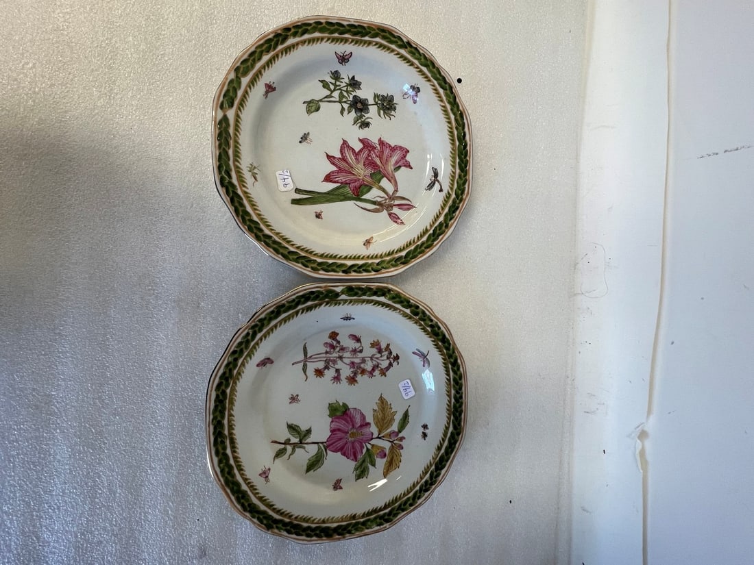 Floral Decorated Plates (2) (1 of 2)