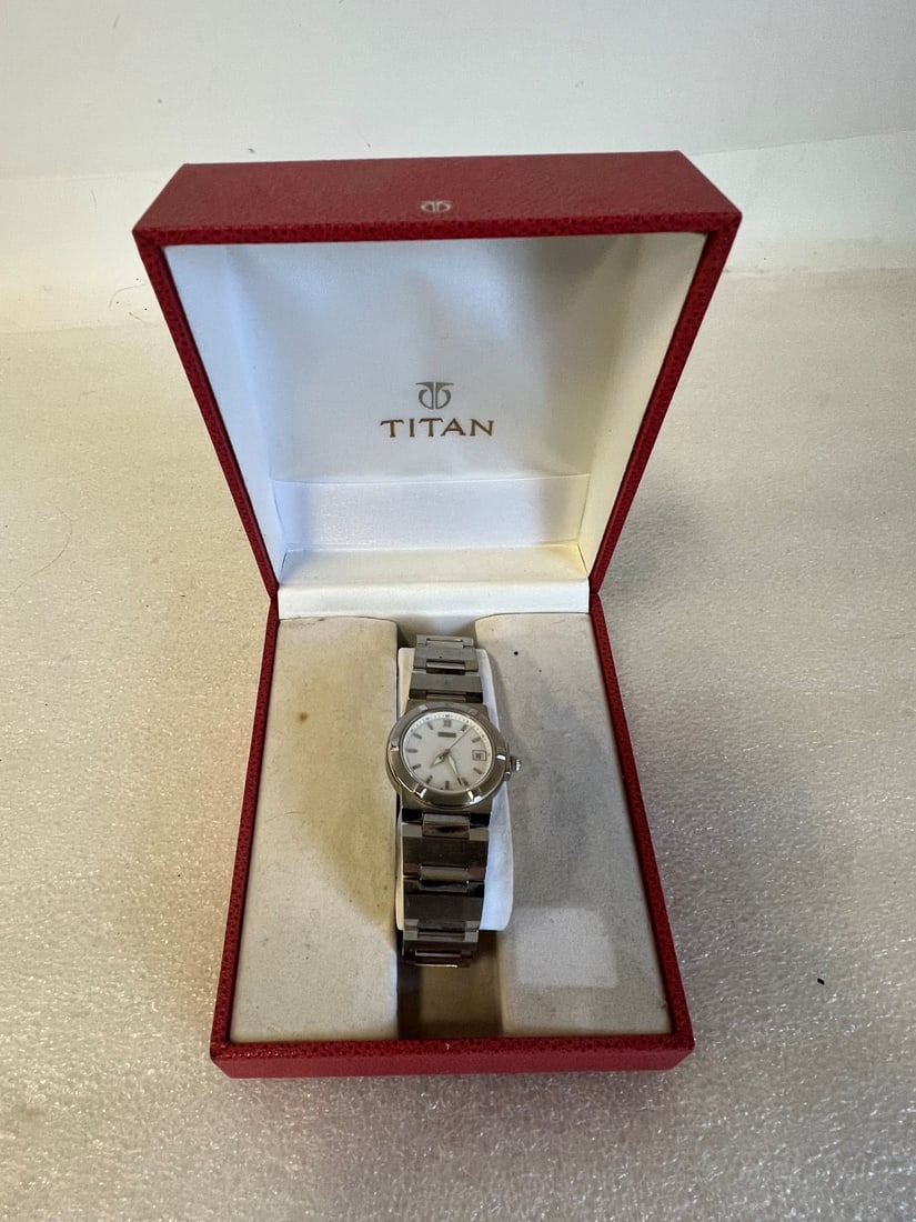 Titan Watch: In case as Pictured