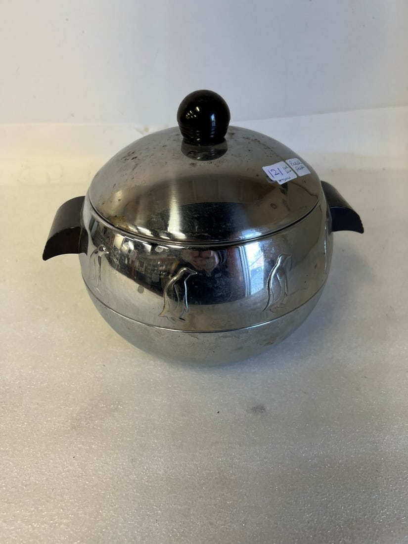 WestBend Penguin Ice Bucket (1 of 3)