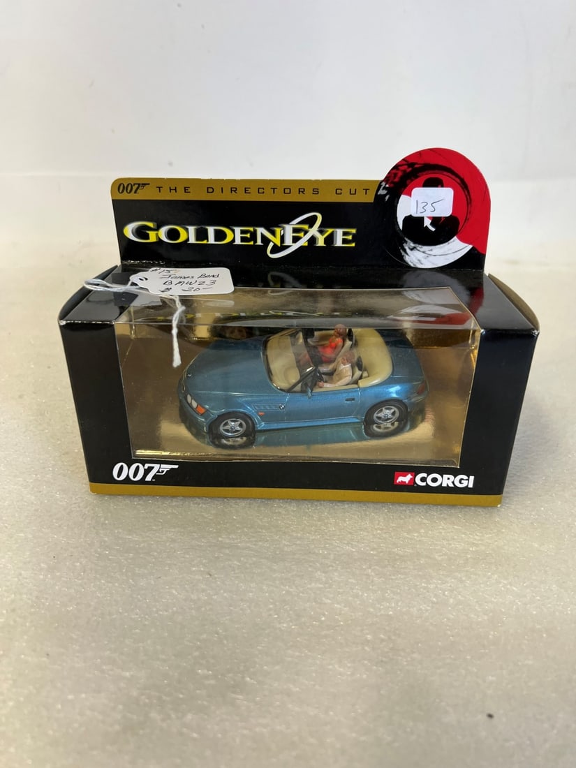 Corgi James Bond 007 "GoldenEye" BMW Z3 Die-Cast Model Car (1 of 2)