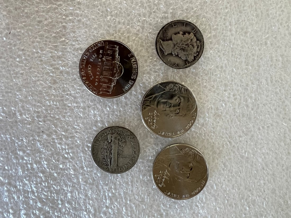 Collectible Coin Lot (5) (1 of 1)